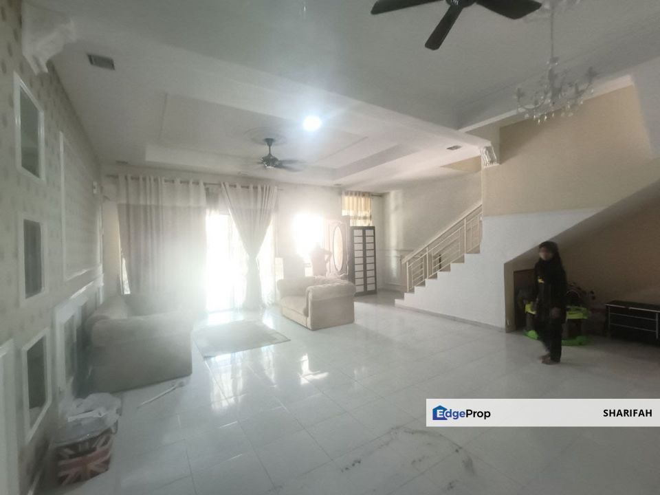 Taman Desa Melati Bandar Baru Nilai - Double Storey Terrace House Renovated Unit For Sale, Negeri Sembilan, Nilai