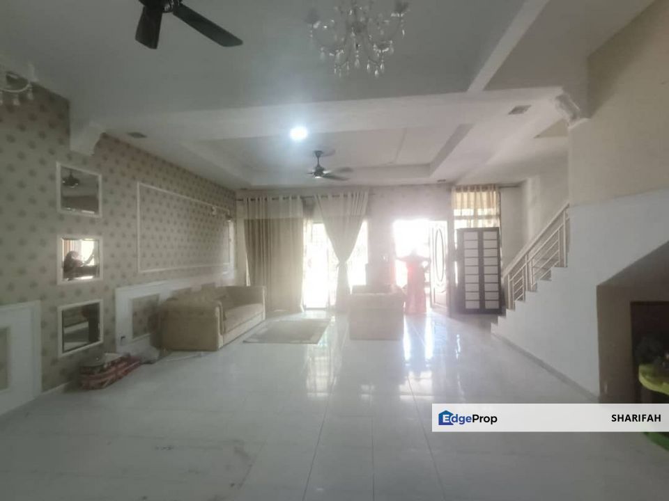 Taman Desa Melati Bandar Baru Nilai - Double Storey Terrace House Renovated Unit For Sale, Negeri Sembilan, Nilai