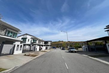 Serenia Adiva @ Serenia City