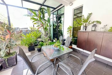 Ebonylane @ Eco Forest