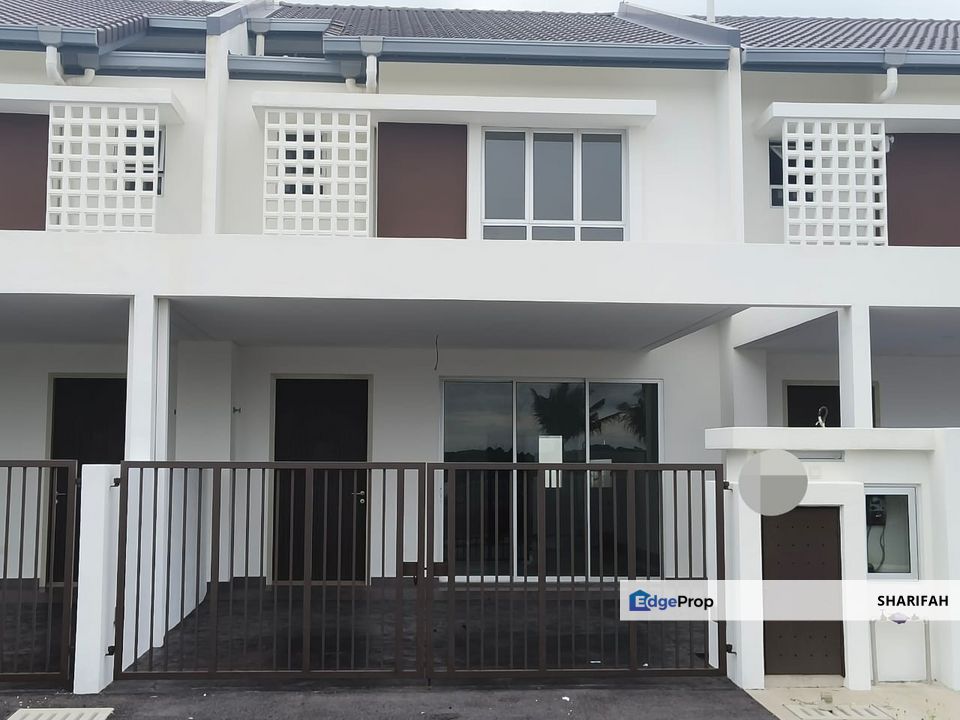 Emilia Lake Side Nilai Impian New Double Storey Terrace House For Sale, Negeri Sembilan, Nilai