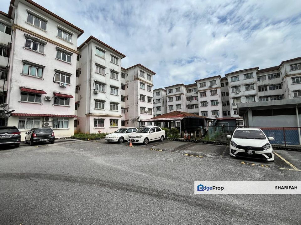 Bandar Seri Putra Pangsapuri Seri Melati Level 1 Renovated Unit, Selangor, Bangi
