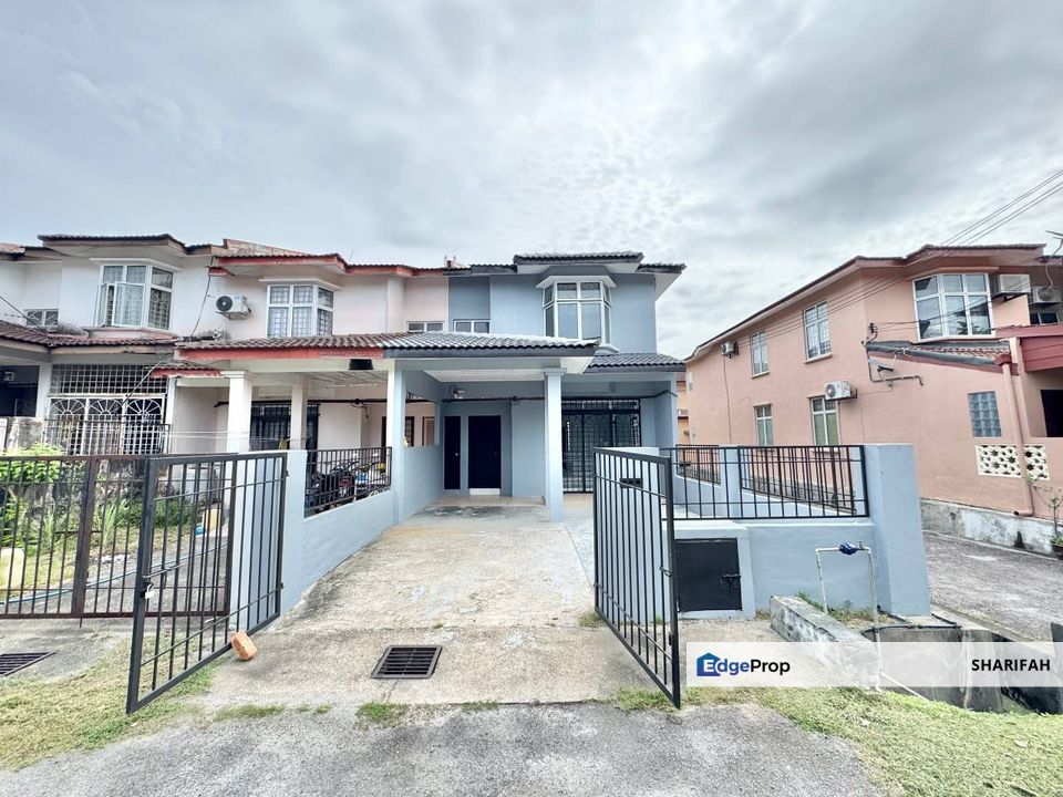 Taman Dahlia Bandar Baru Salak Tinggi Sepang Rumah Teres 2 Tingkat End Lot Facing Open , Selangor, Sepang