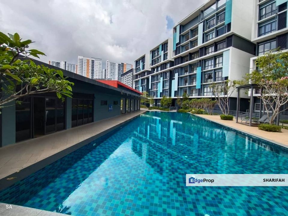 The Core Soho Suites Walking Distance to Kipmall Kota Warisan Sepang, Selangor, Sepang