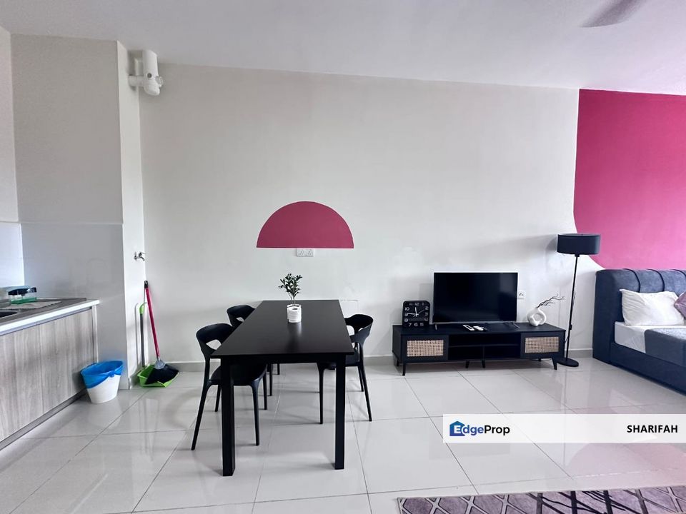 The Core Soho Suite Kipmall Kota Warisan Sepang, Selangor, Sepang