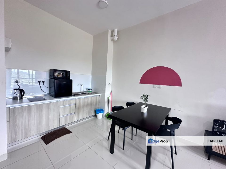 The Core Soho Suite Kipmall Kota Warisan Sepang, Selangor, Sepang