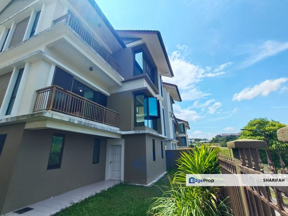 Laman Alamanda Kota Seriemas Nilai Cheapest Renovated 3 Storey Semi D , Negeri Sembilan, Seremban