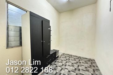 Pangsapuri Tun Teja 1