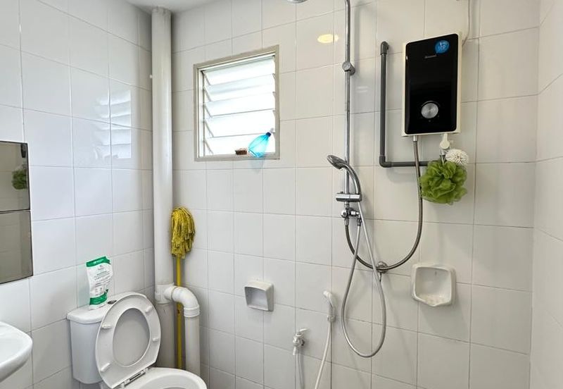 Pangsapuri Akasia, Bandar Botanic