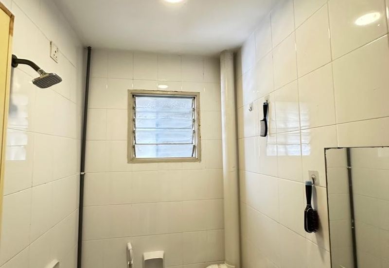 Pangsapuri Akasia, Bandar Botanic