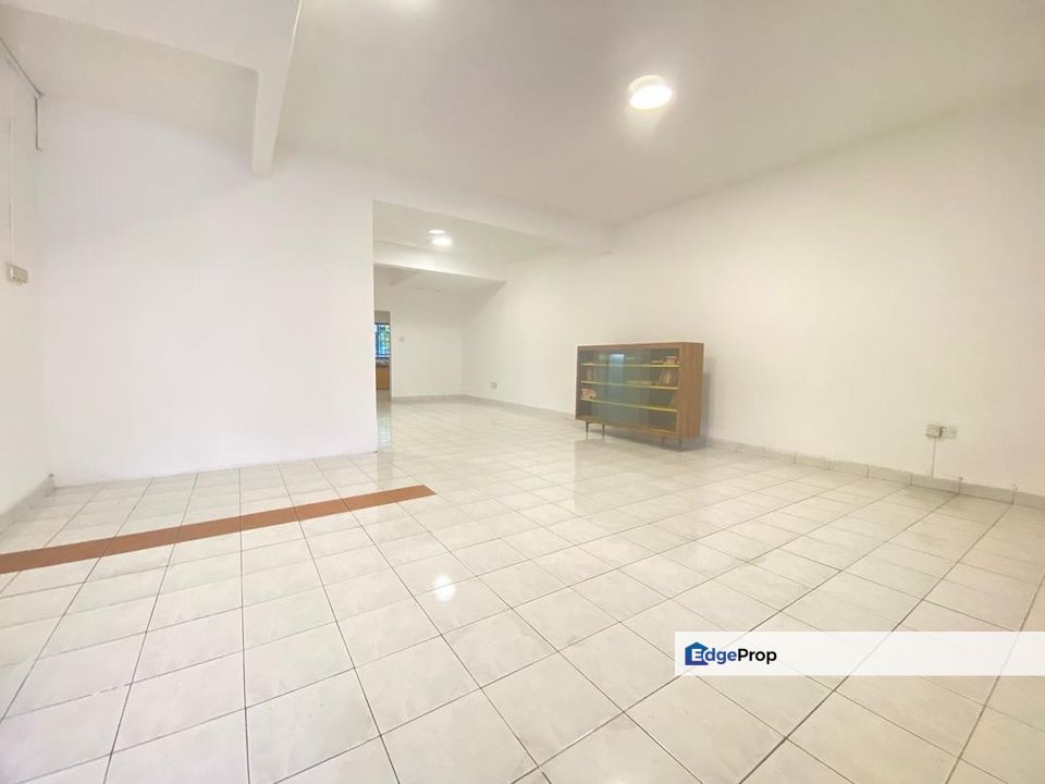 Bayu Perdana 2 Storey Terrace House (20x75) Full Loan RENOVATED For Sale, Selangor, Klang