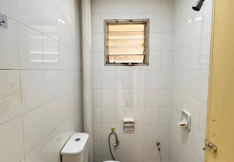 Pangsapuri Akasia, Bandar Botanic