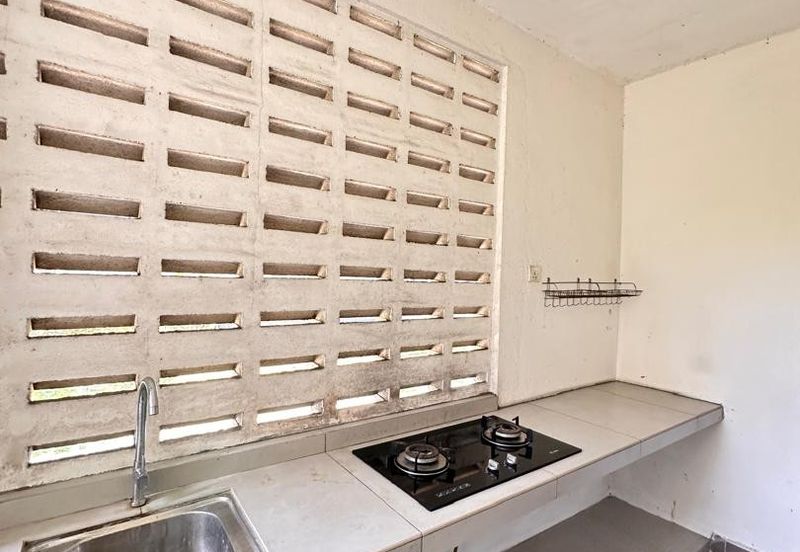 Pangsapuri Akasia, Bandar Botanic