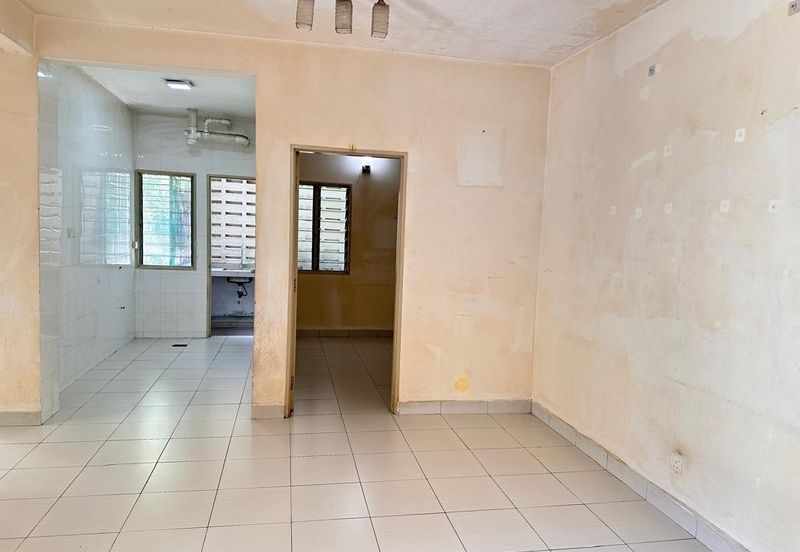 Pangsapuri Akasia, Bandar Botanic