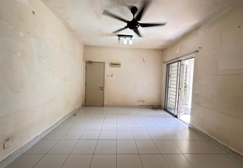 Pangsapuri Akasia, Bandar Botanic