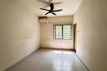 Pangsapuri Akasia, Bandar Botanic