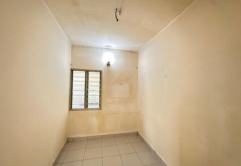 Pangsapuri Akasia, Bandar Botanic