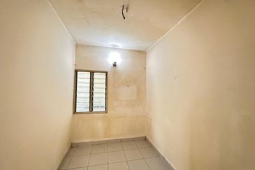 Pangsapuri Akasia, Bandar Botanic