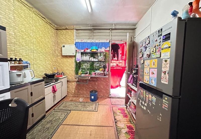 Flat PKNS, Seksyen 24