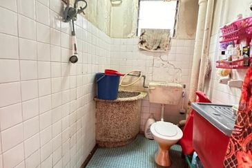 Flat PKNS, Seksyen 24