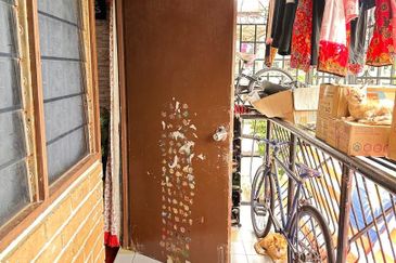 Flat PKNS, Seksyen 24