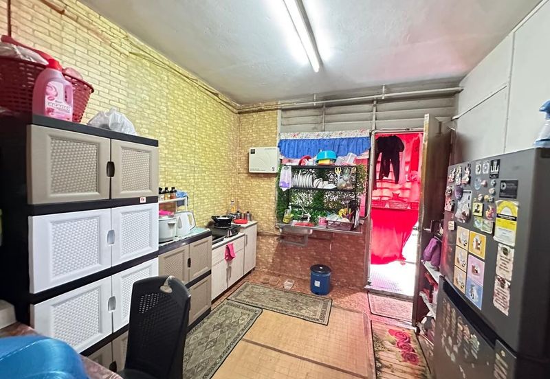 Flat PKNS, Seksyen 24