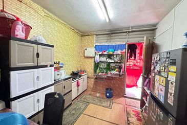 Flat PKNS, Seksyen 24