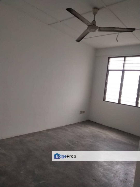 PANGSAPURI SERI PERANTAU PORT KLANG For Sale Full Loan , Selangor, Klang