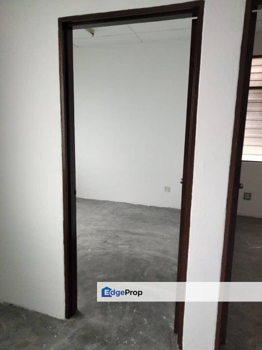 PANGSAPURI SERI PERANTAU PORT KLANG For Sale Full Loan , Selangor, Klang