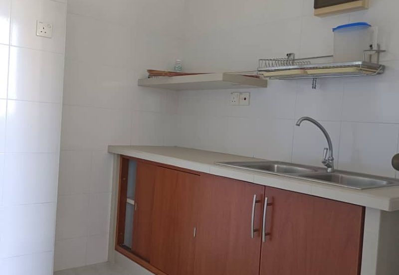 Twin Towers, Ratu Mutiara