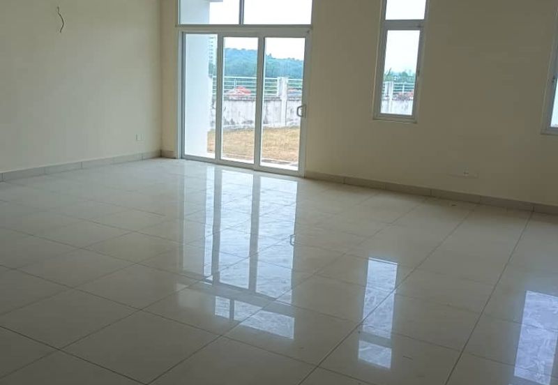 Cypress Villa @ Desaria