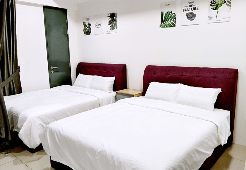 Tropicana 218 Macalister