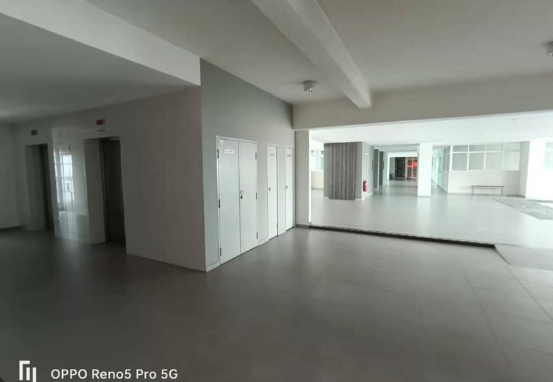 Straits Garden Condominium @ Jelutong