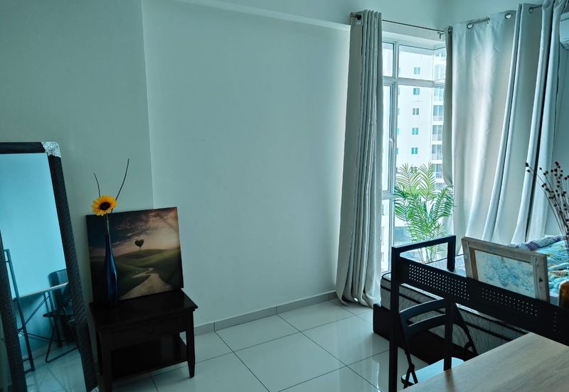 Straits Garden Condominium @ Jelutong