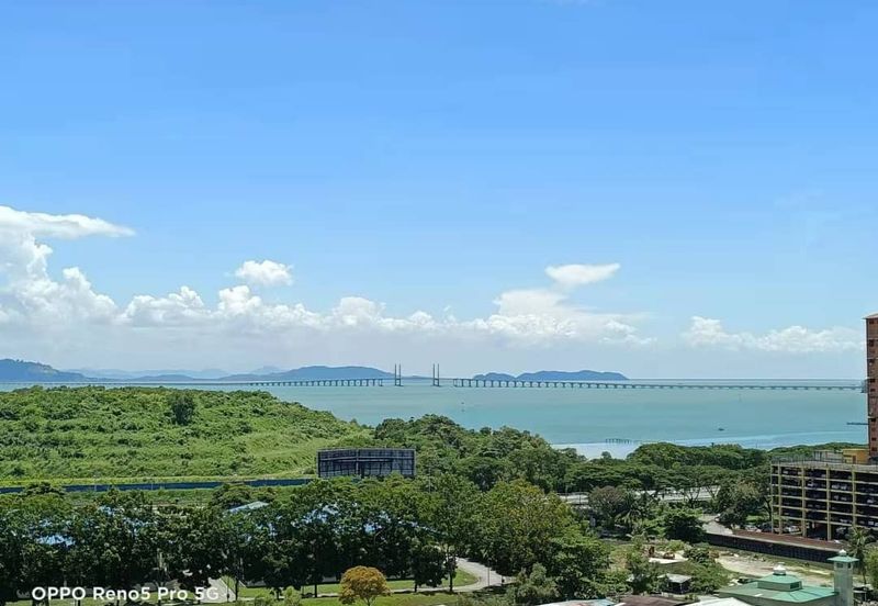 Straits Garden Condominium @ Jelutong