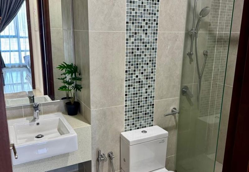 Queens Residences Q2