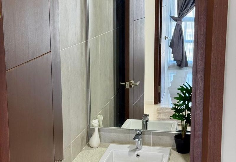 Queens Residences Q2