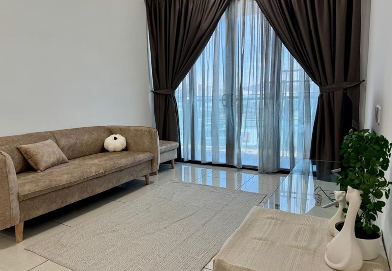 Queens Residences Q2