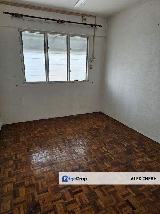 Kota Emas Best buy Unit, Penang, Sungai Pinang