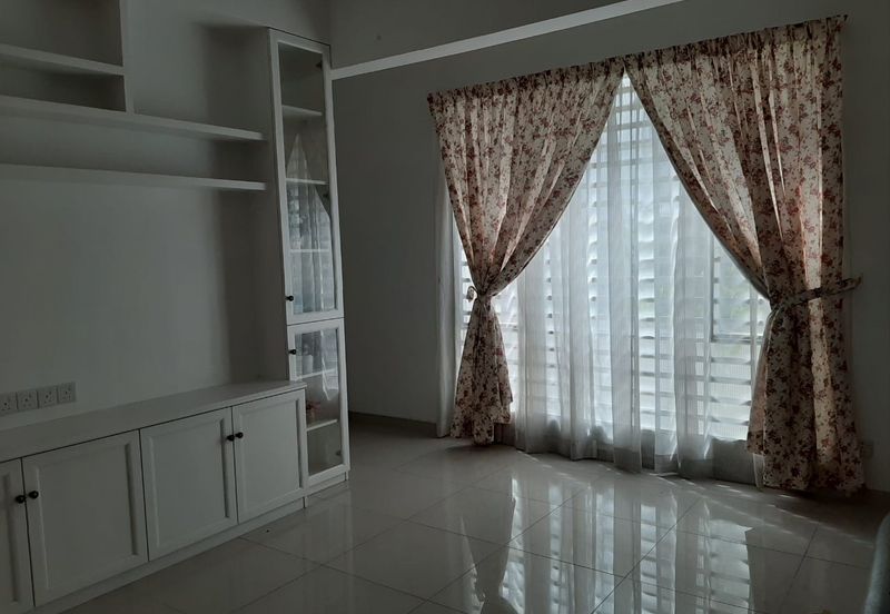 Suria Vista Apartment & Townhouse