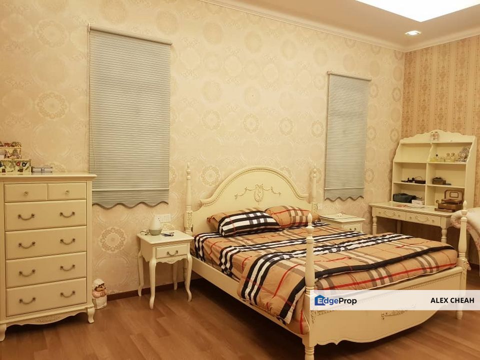 Greenlane Nice Unit Semi-Detached, Penang, Greenlane