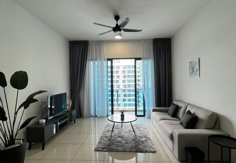 Queens Residences @ Queens Waterfront