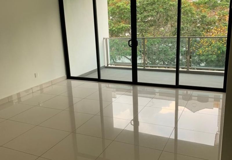 Stramax Residences @ Desaria