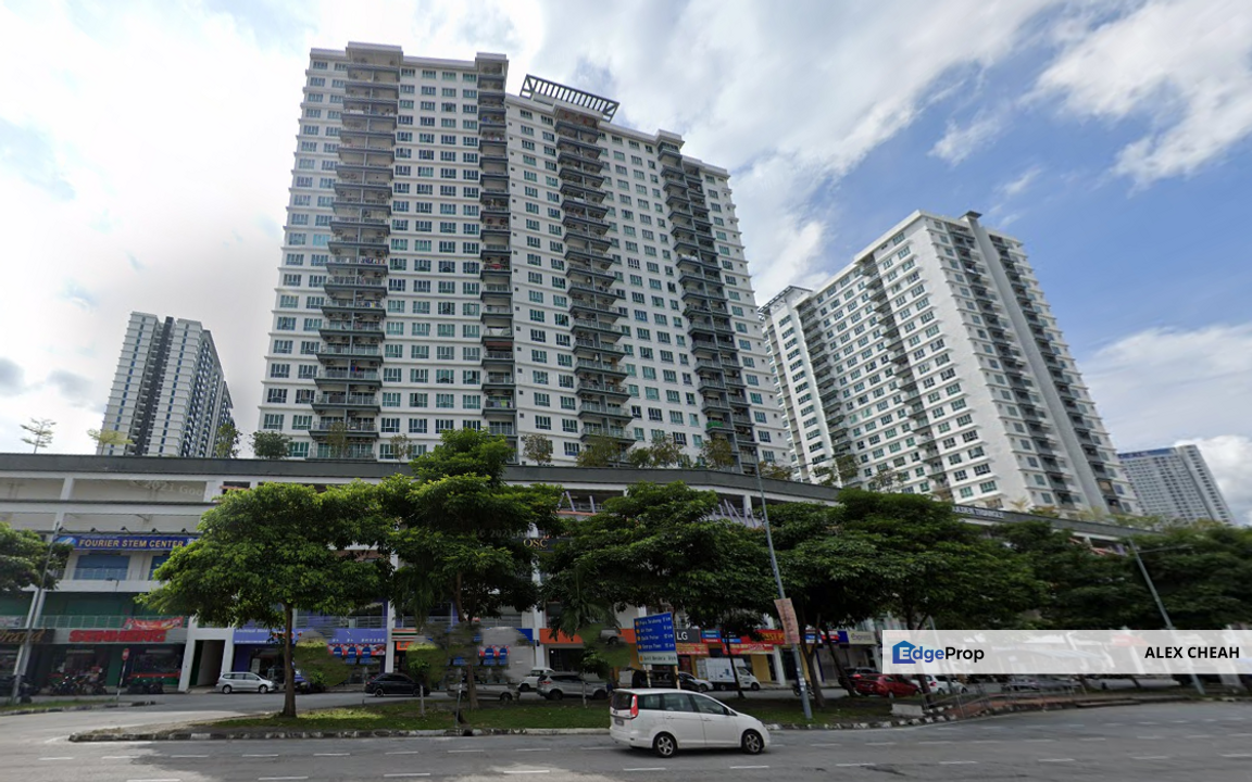 The Golden Triangle Condominium, Penang, Relau