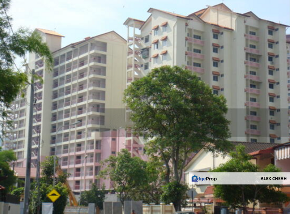 Menara Kuda Lari, Penang, Ayer Itam
