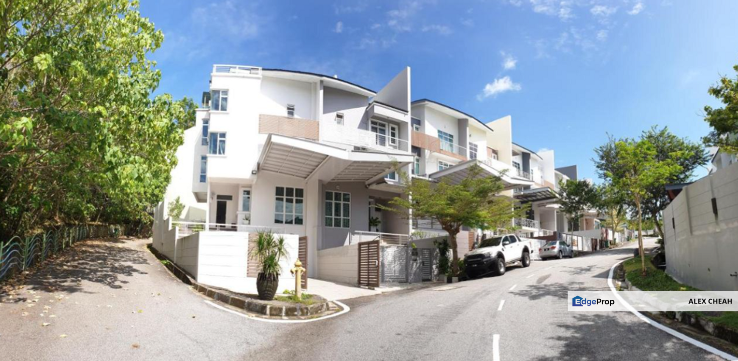Shamrock Beach, 3/S Terrace @ Batu Ferringhi, Penang, Penang, Batu Ferringhi