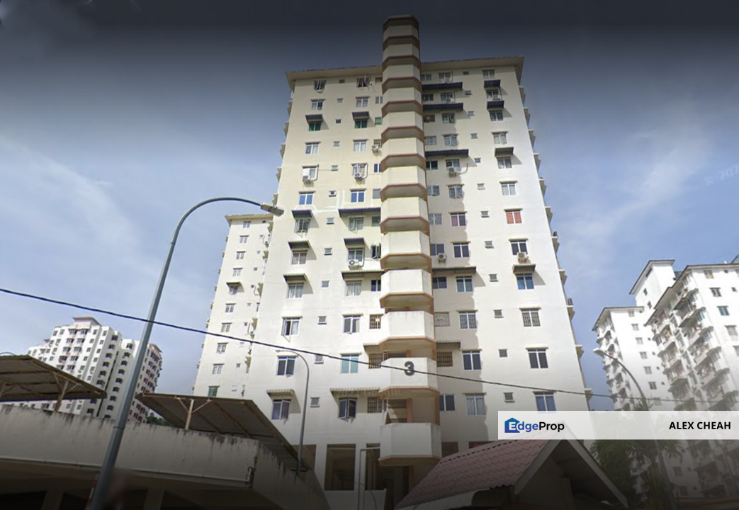 Taman Lembah Hijau Block 3, Penang, Greenlane