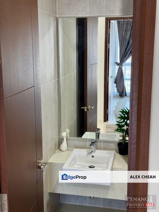 Queens Residences Q2 @ Queens Waterfront, Penang, Bayan Lepas