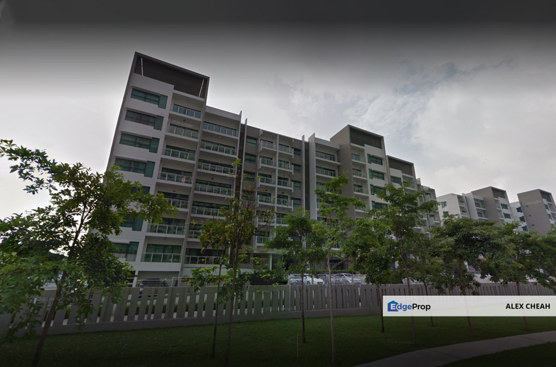 The Light Collection I, Penang, Gelugor