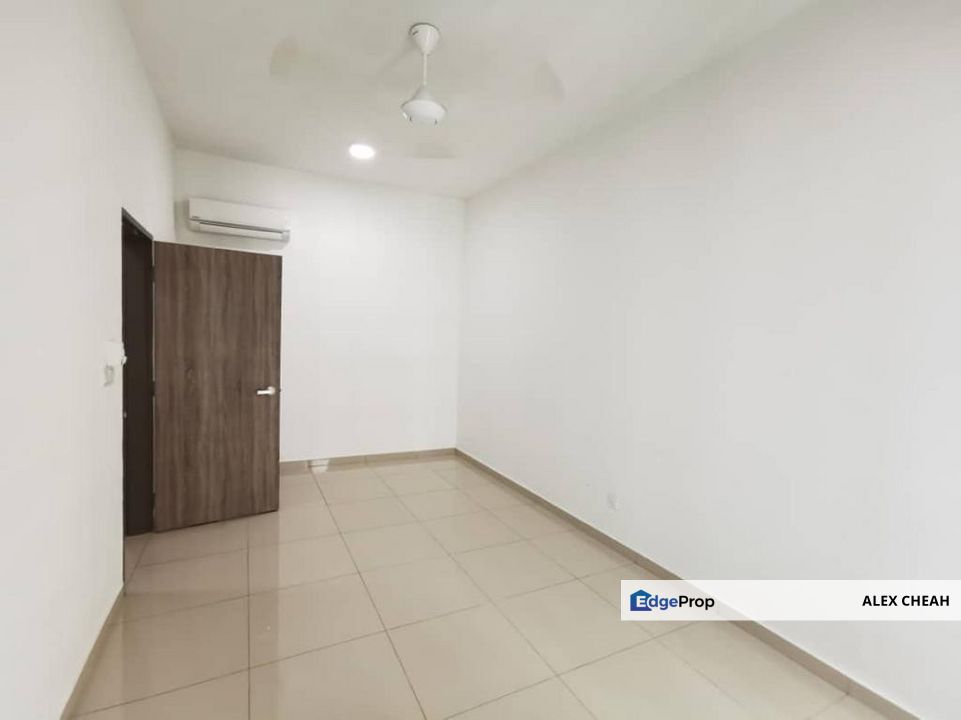 Tree Sparina, Penang, Bayan Lepas